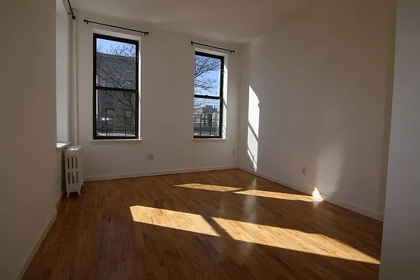 Rented by Target Realty Group | media 6