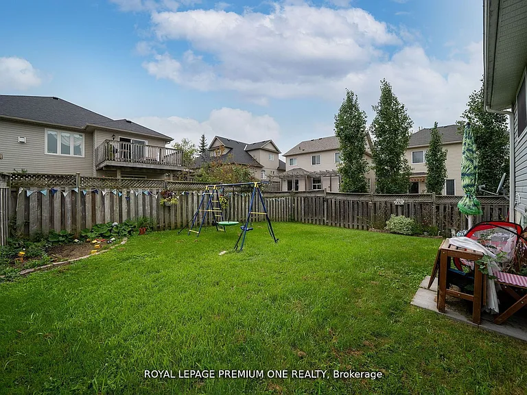 269 Berry St — Photo 26
