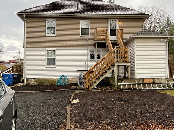2nd image of 61 Soap St #2