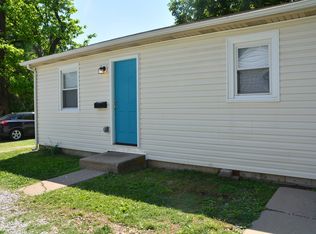 1113 W Locust St, Springfield, MO 65803