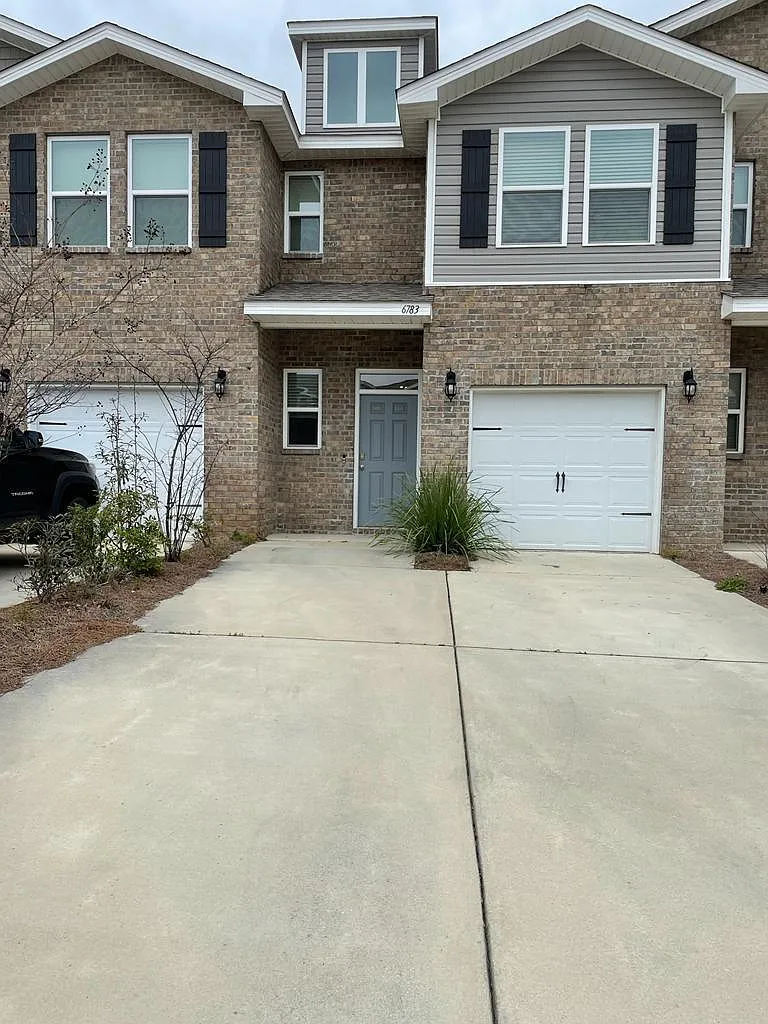 3 bed, 2.5 bath, 1551 sqft, $1,790 — Photo 4