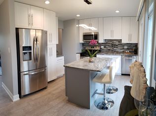 1843 W Amelia Ln, Addison, IL 60101