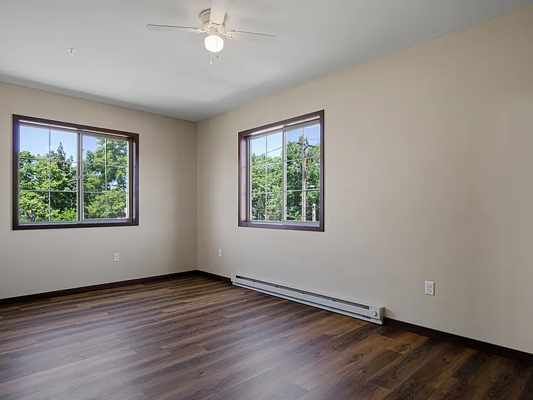 902 Menomonie St #22 — Photo 5
