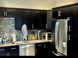 569 Commonwealth Ave UNIT 2, Newton Center, MA 02459