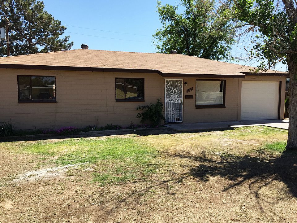 1st image of 3005 W Solano Dr N