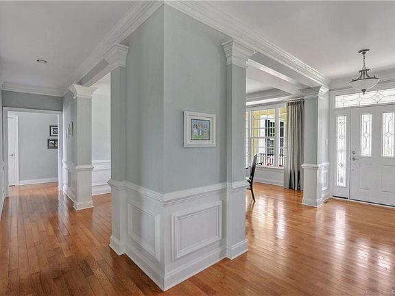 5th image of 854 Dogwood Dell Ln