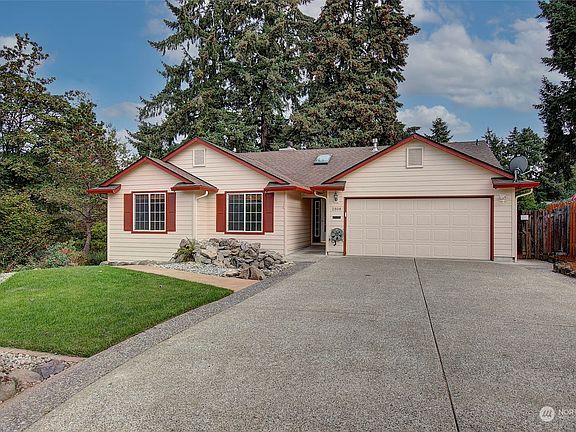 2nd image of 2808 NE 95th Circle
