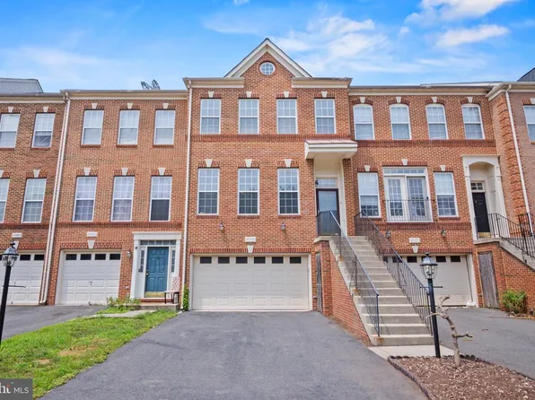 41853 Cinnabar Sq, Aldie, VA 20105