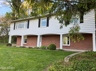 249 Hilltop Rd, Lewisburg, PA 17837