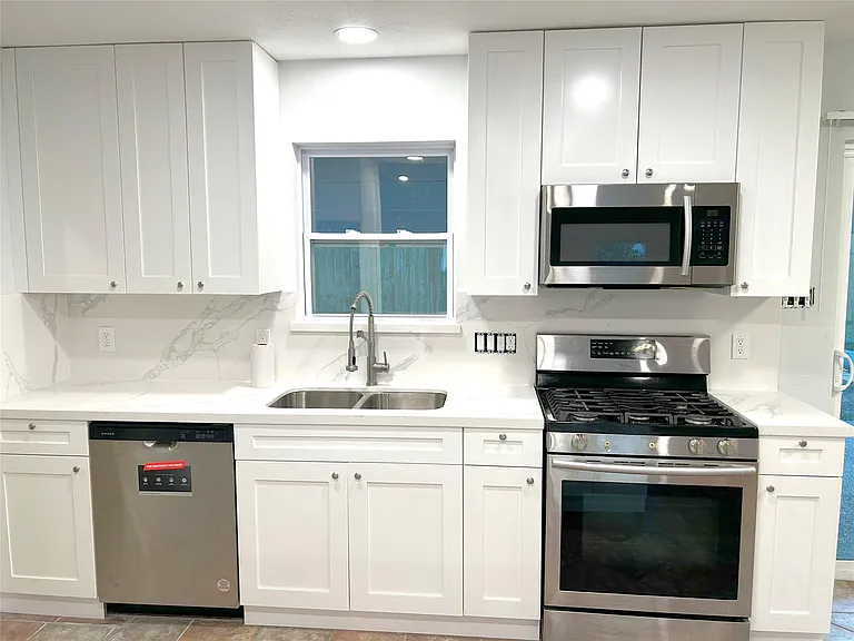 946 Sierra Shadows Dr — Photo 20