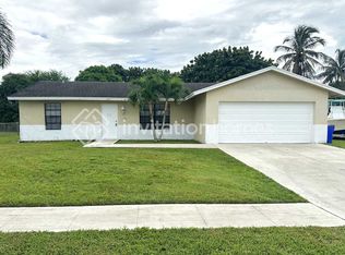 103 Bobwhite Rd, Royal Palm Beach, FL 33411