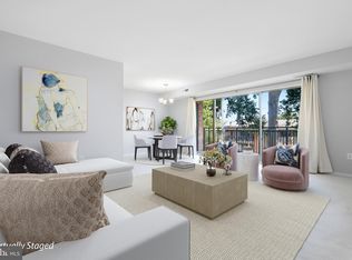 7330 Lee Hwy UNIT 102, Falls Church, VA 22046
