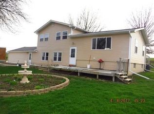 2461 Walnut Trl, Saint Charles, IA 50240