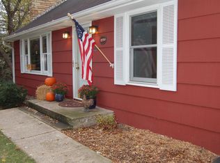 12919 Shady Dale Rd, Minnetonka, MN 55343