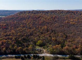 3203 S Black Oak Rd, Fayetteville, AR 72701