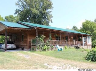 105 Cold Springs Rd, Hendersonville, NC 28792