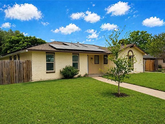 3rd image of 3206 Meadow Ridge Dr