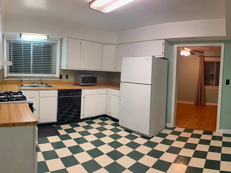 605 Hambley Blvd #A — Photo 11