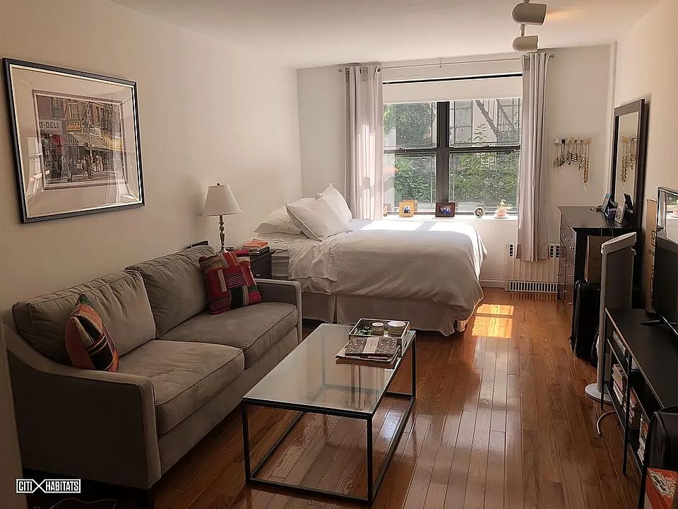 1st image of 220 W 14th St APT 3D