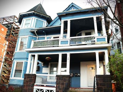 1470 Chapel Street, New Haven, CT, 06511