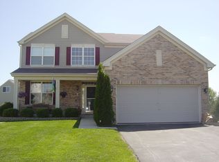 4770 Highwood Ln, Lake In The Hills, IL 60156