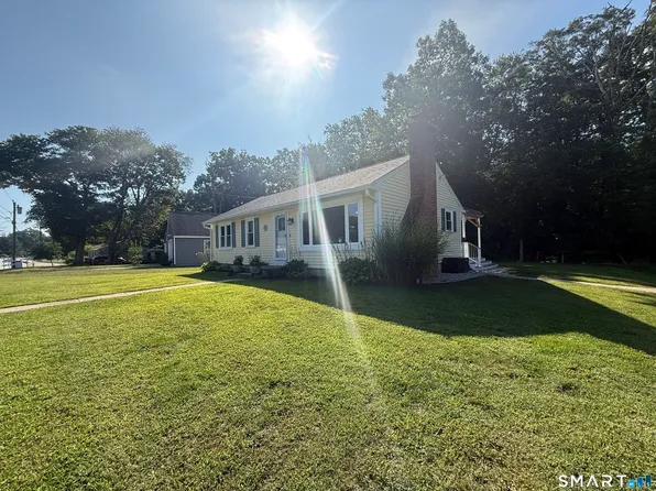 120 Dufault Street, Putnam, CT 06260