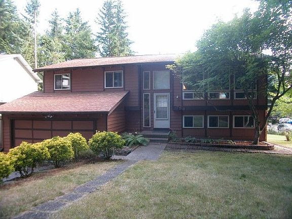 2nd image of 759 Vena Ct NE