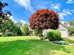 138 Lorian Dr, North Syracuse, NY 13212