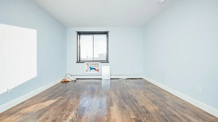 Rented by Nooklyn NYC LLC | media 54