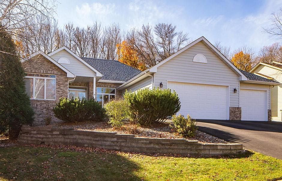 1st image of 1305 Wildflower Ln