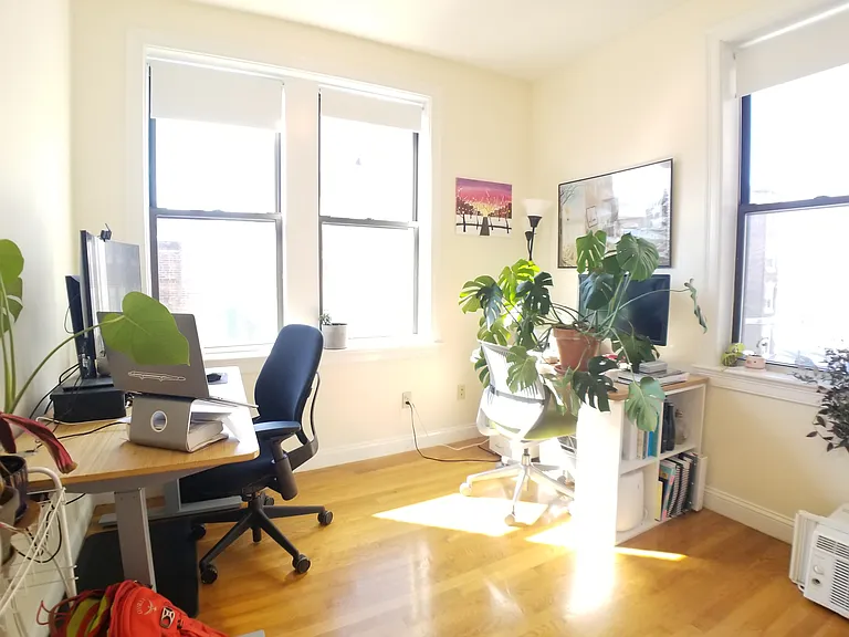 1340 Commonwealth Ave N #15 — Photo 6