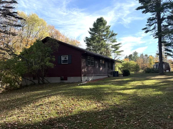 668 W County Road, Calais, VT 05648