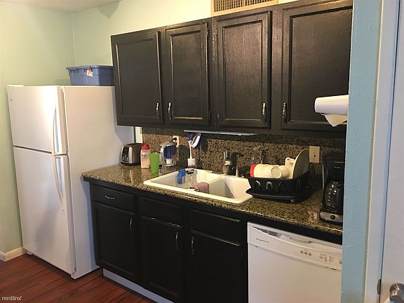 3rd image of 530 Hightrail Dr