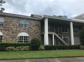 172 Reserve Cir, Oviedo, FL