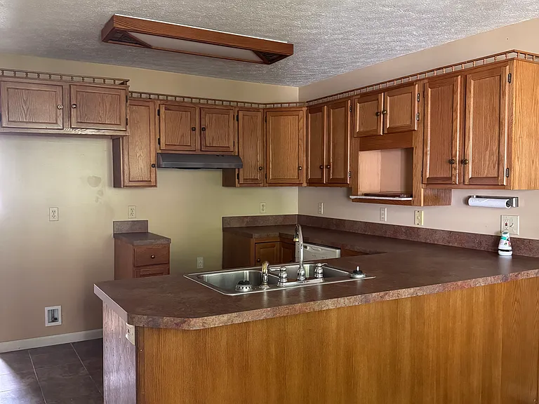 2055 Grant Ave #1/2 — Photo 9