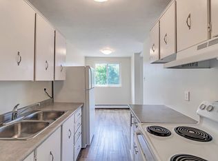 Sydenham Manor Apartments, Owen Sound, ON N4K 5X5