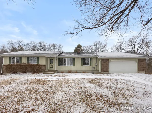 10685 Scranton Ave NE, Greenville, MI 48838