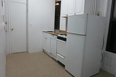 Rented by Manhattan Best Realty, Inc.