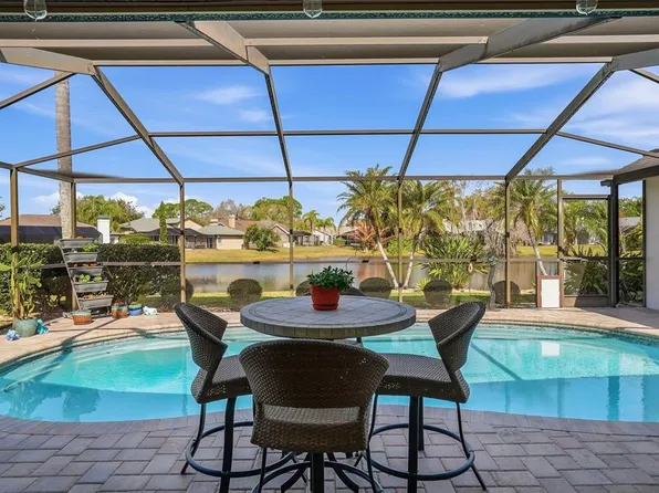 846 Centerwood Dr, Tarpon Springs, FL 34688