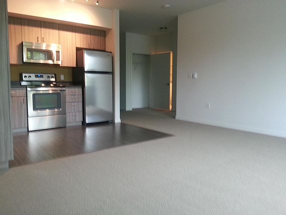 3rd image of 12340 NE 115th Pl #329