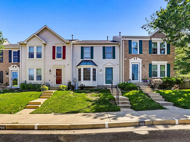 8000 Brightlight Pl — Photo 1