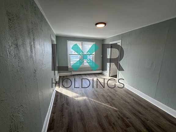 3rd image of 101 White Ave APT 2B