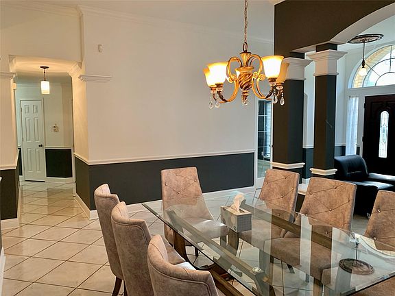 5th image of 7627 Las Flores Dr