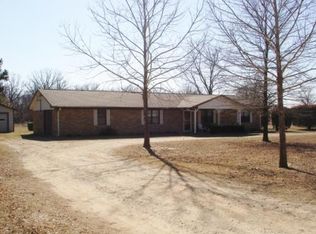 10420 Us Highway 82 E, Blossom, TX 75416