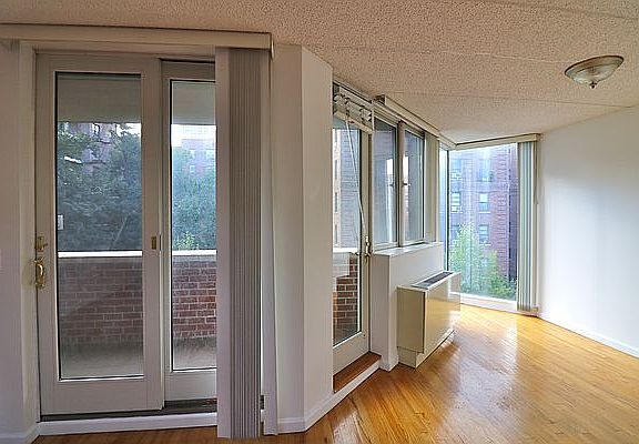 4th image of 10344 68th Ave APT O