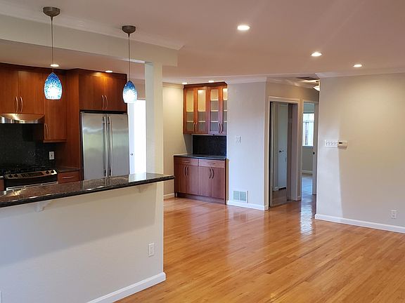 3rd image of 1197 Sanchez Way