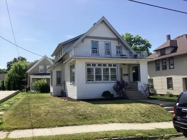 128 N 9th AVENUE #128A, West Bend, WI 53095