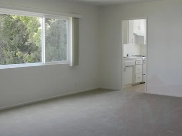 1429 De La Vina St #19, Santa Barbara, CA 93101