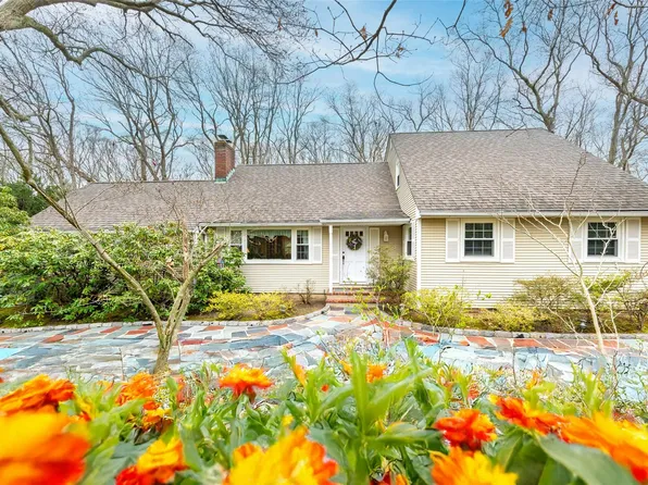 9 Mount Grey Road, Stony Brook, NY 11790