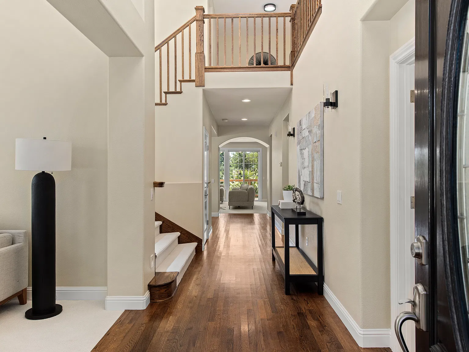 5 bed, 3.5 bath, 3147 sqft, $7,500 — Photo 4